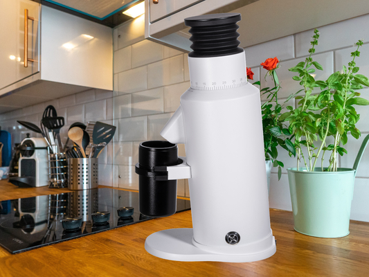300W কফি বিন গ্রাইন্ডার GEENDE ভোল্টেজ 110V-220V L13*W21*H32CM এর মধ্যে