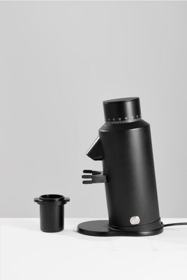 উচ্চ ক্ষমতা 120g এসপ্রেসো বিন গ্রাইন্ডার 64mm ফ্ল্যাট Burr গ্রাইন্ডার এবং 300W শক্তি সঙ্গে